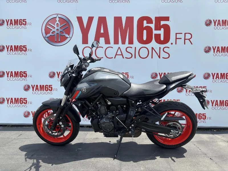 MT07
