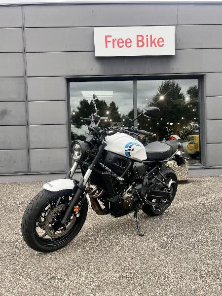 XSR 700