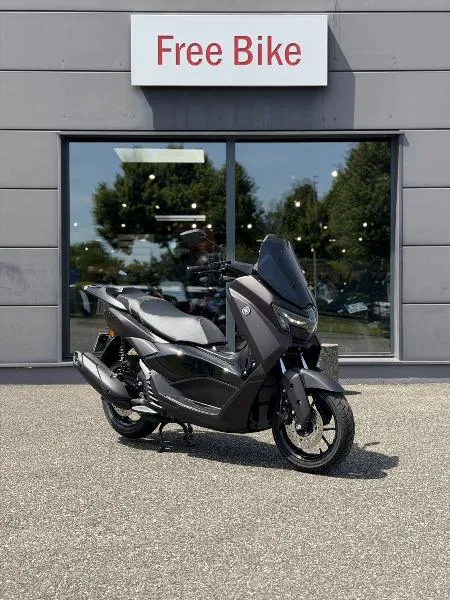 NMAX 125 TECH MAX