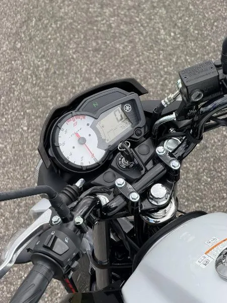 YS 125