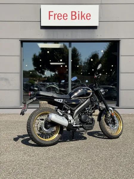 XSR 125 Legacy