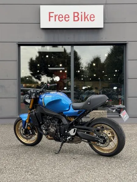 XSR 900