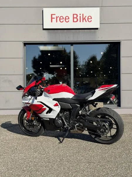 YZFR7