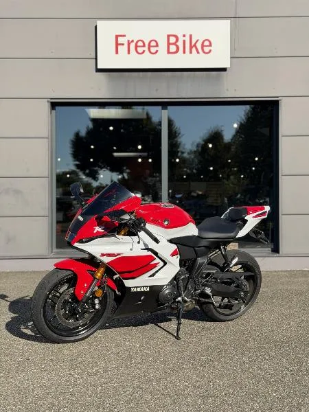 YZFR7