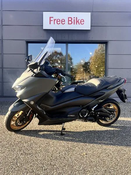 XP TMAX 560 TECH MAX