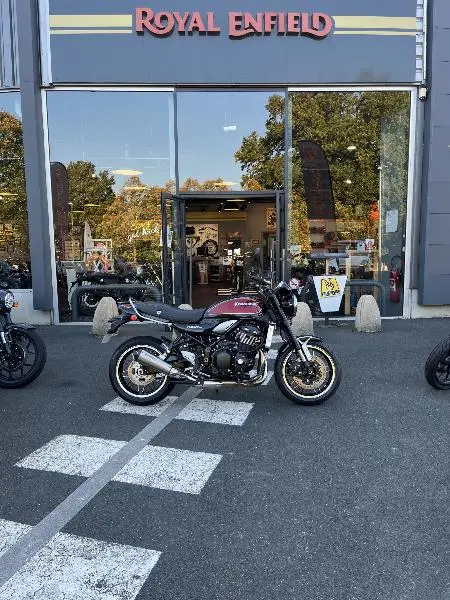 Z900RS