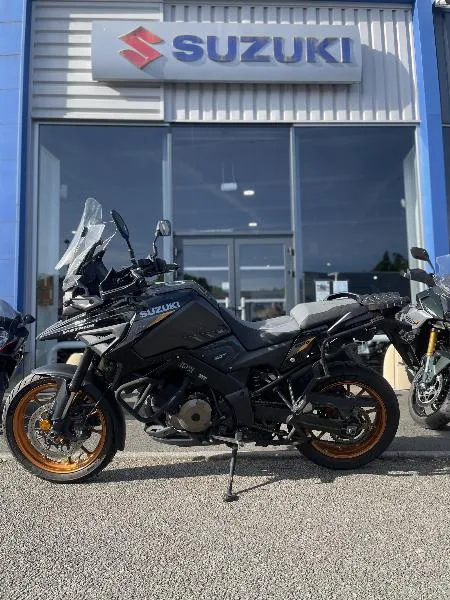 DL VSTROM 1050