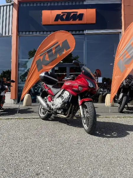CBF 1000 F