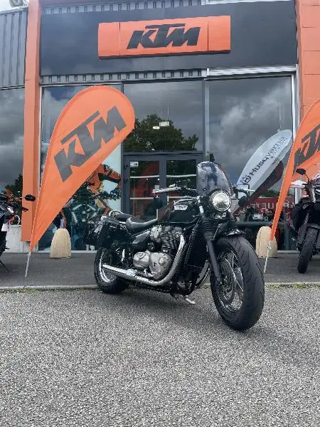BONNEVILLE SPEEDMASTER 1200