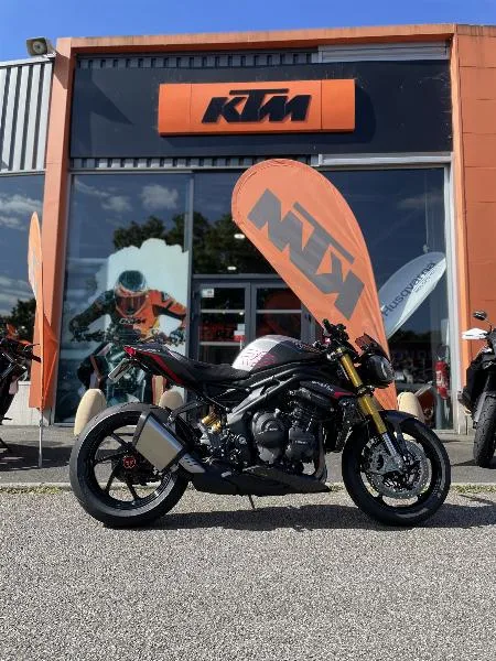 SPEED TRIPLE 1200 RS