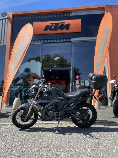 125 SCRAMBLER X