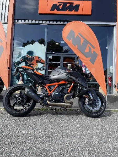 1390 SUPER DUKE R EVO