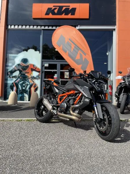 1390 SUPER DUKE R EVO