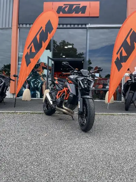 1390 SUPER DUKE R EVO
