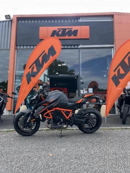 1390 SUPER DUKE R EVO