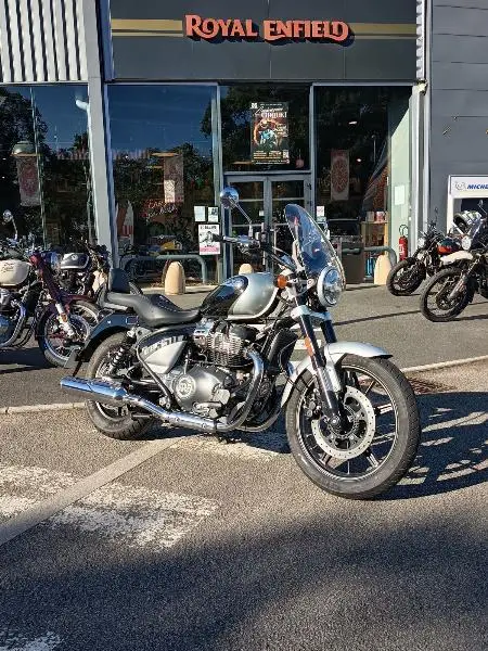 SUPER METEOR 650