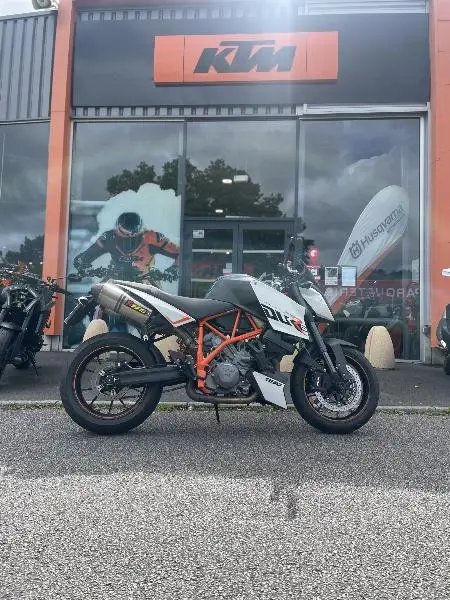 990 SUPER DUKE R