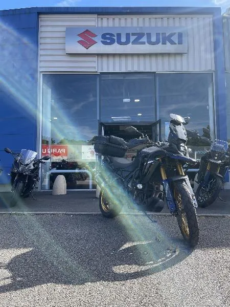 DL VSTROM 800DE
