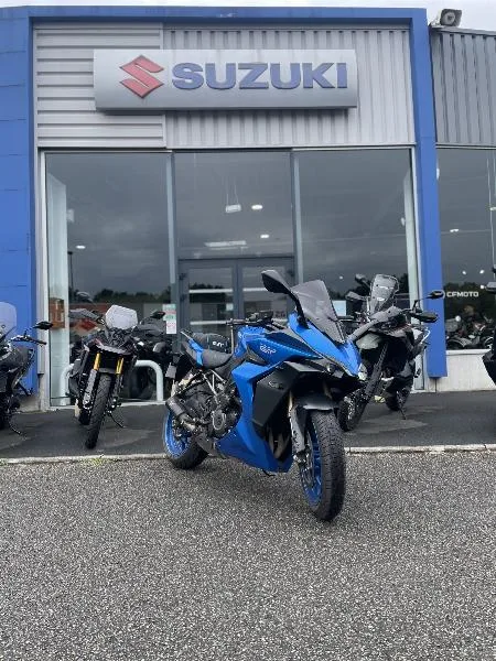GSXS 1000 GT