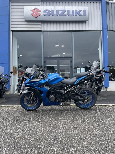 GSXS 1000 GT
