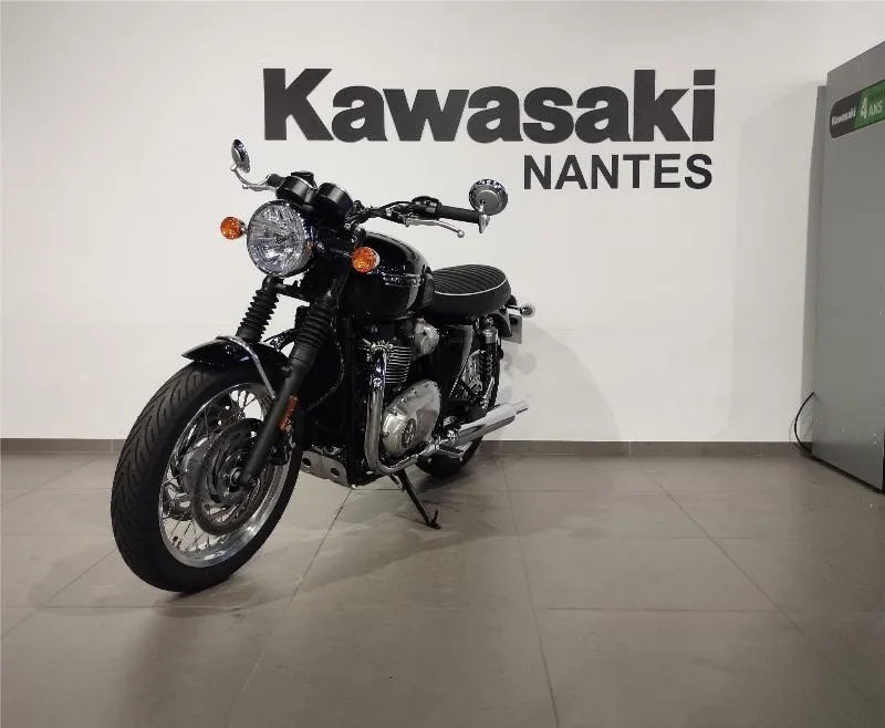 BONNEVILLE T120