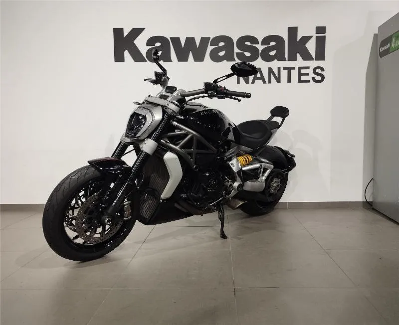 X Diavel