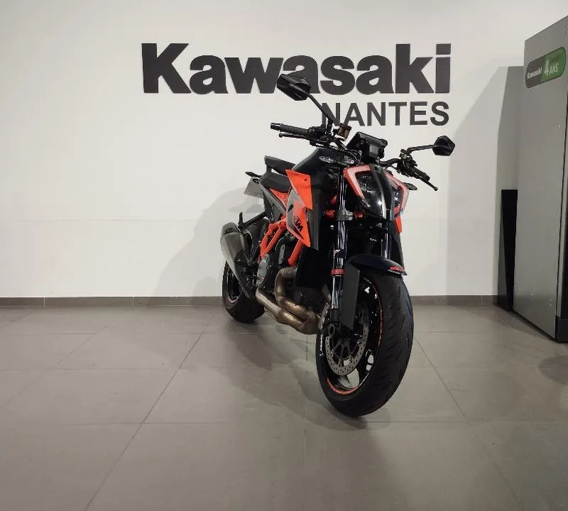 KTM 1290 SUPER DUKE R