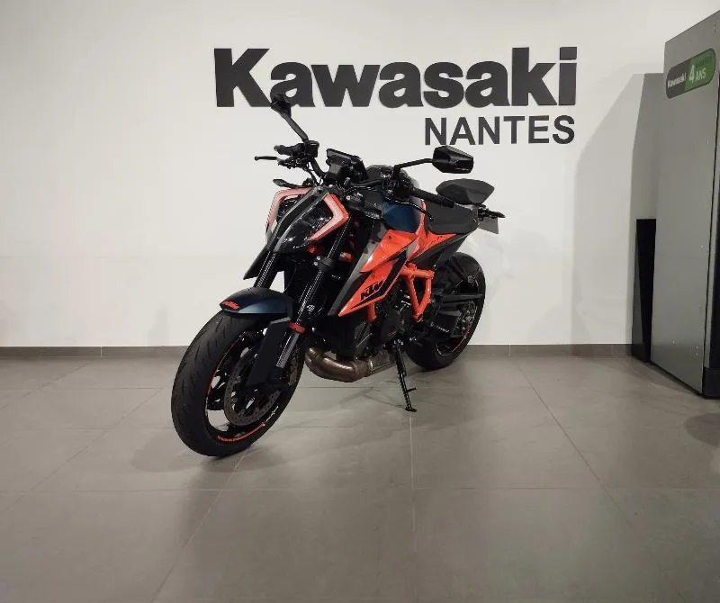 KTM 1290 SUPER DUKE R