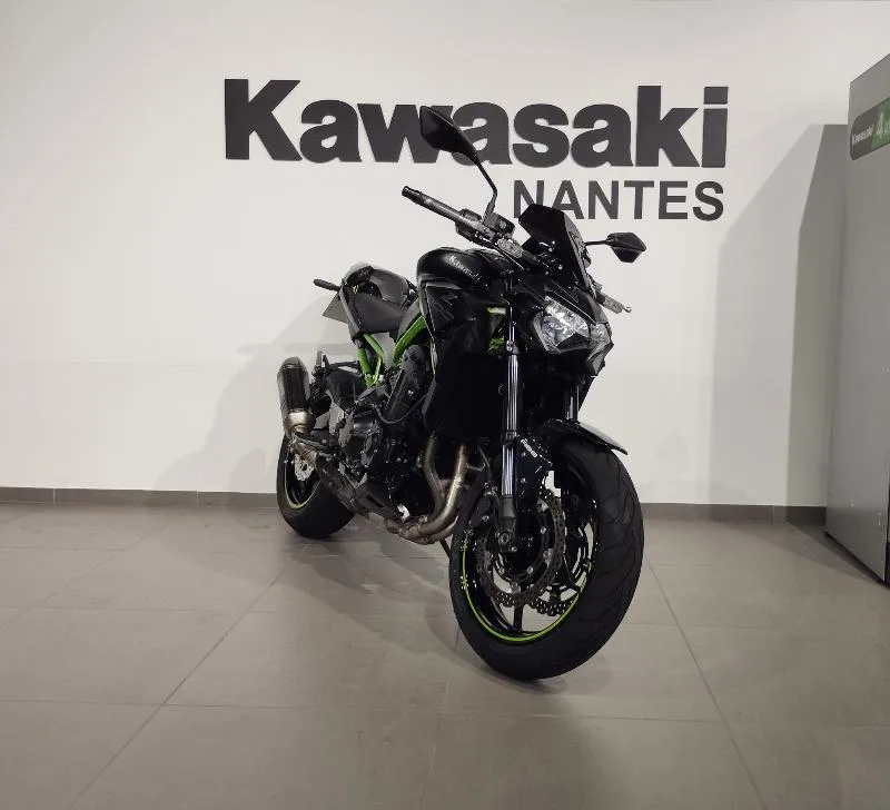 Z900