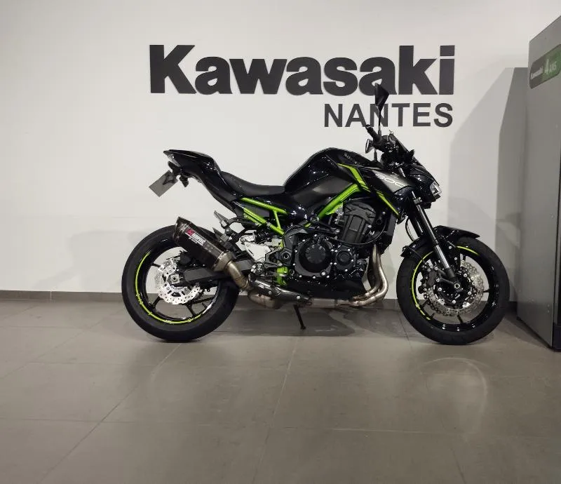Z900