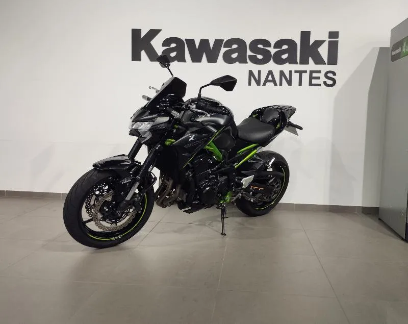 Z900
