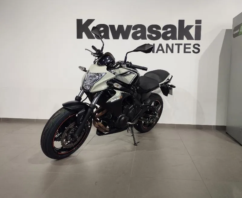 ER 6N ABS