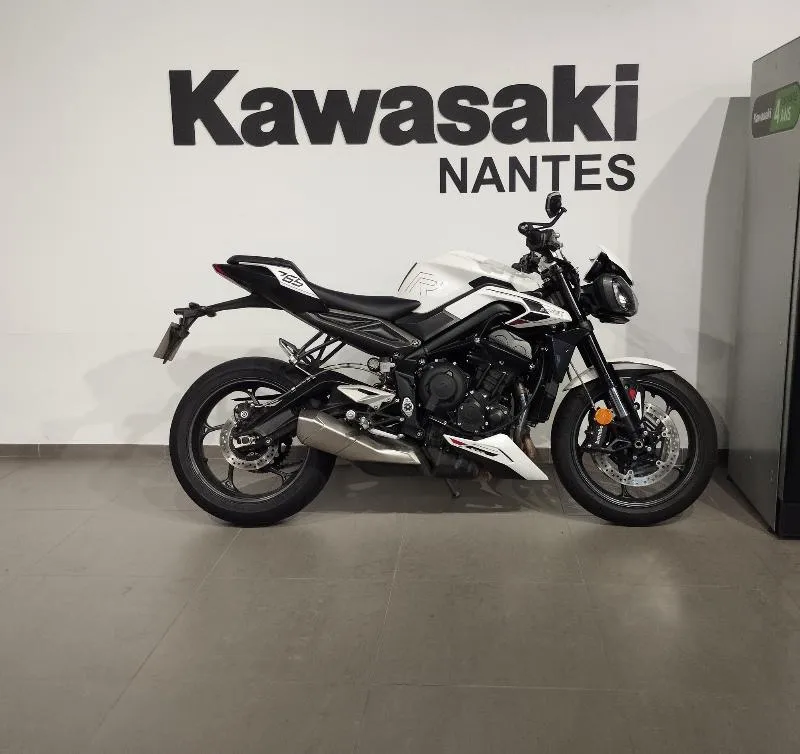 STREET TRIPLE 765 R