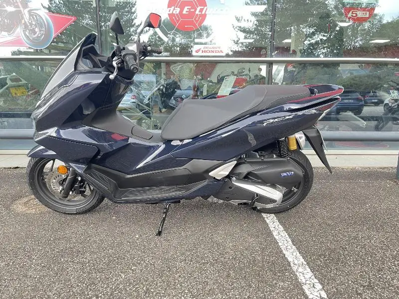 PCX 125