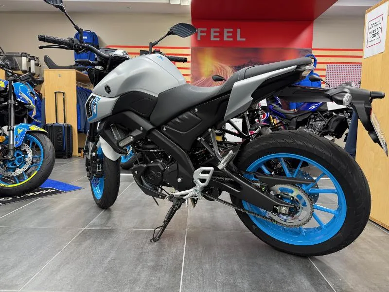 MT125 ABS