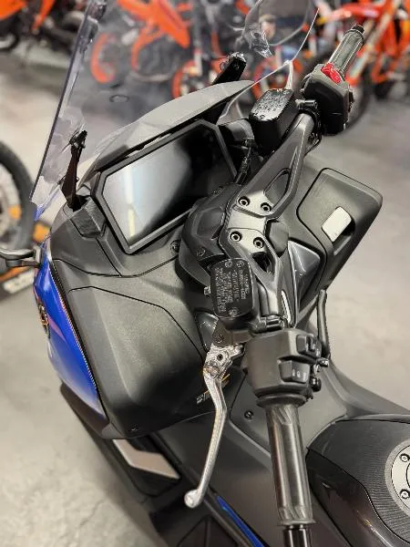 XP TMAX 560 TECH MAX