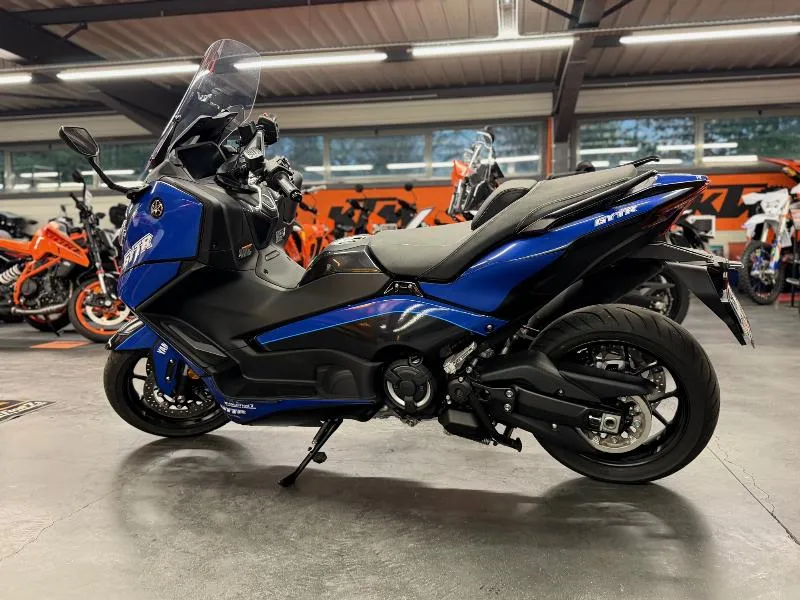 XP TMAX 560 TECH MAX