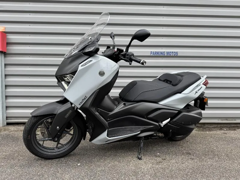 XMAX 300 Tech Max