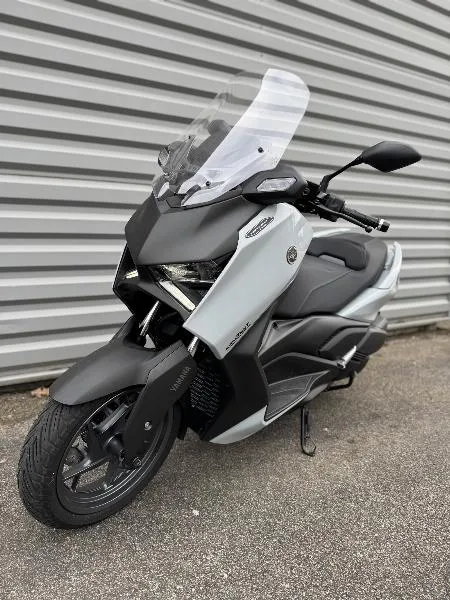 XMAX 300 Tech Max