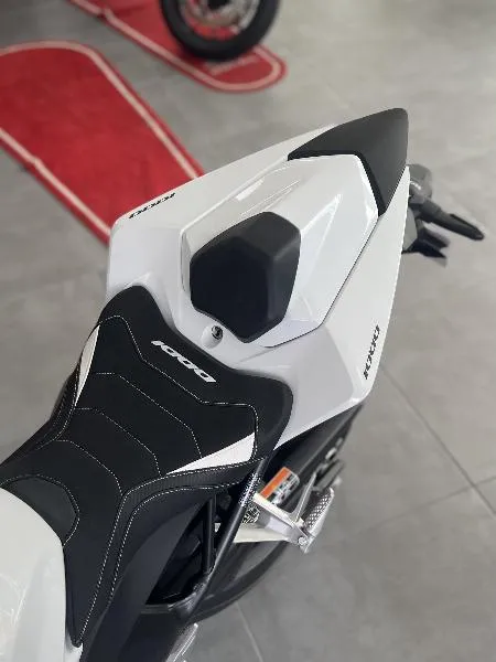 CB 1000 Hornet