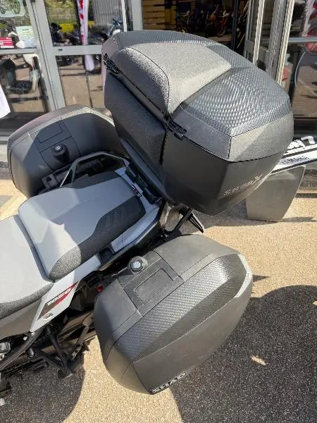 DL VSTROM 1050