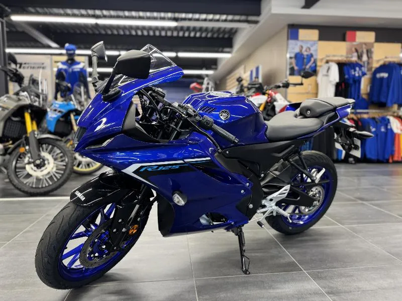 YZFR 125
