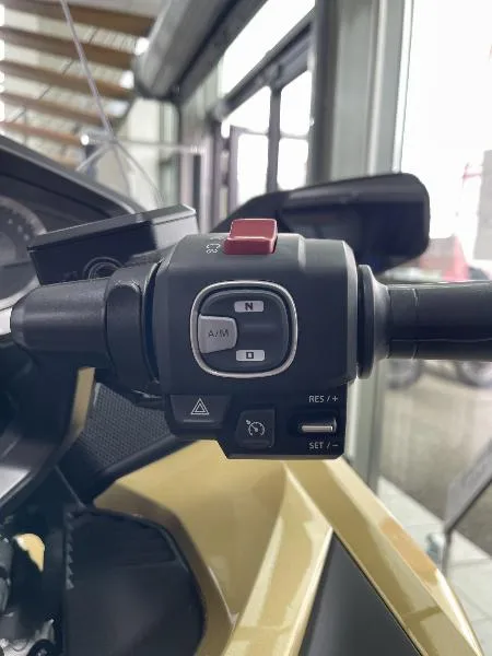 GL 1800 GOLDWING DCT