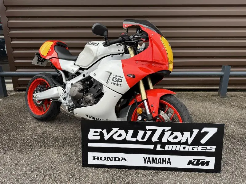 XSR 900 GP