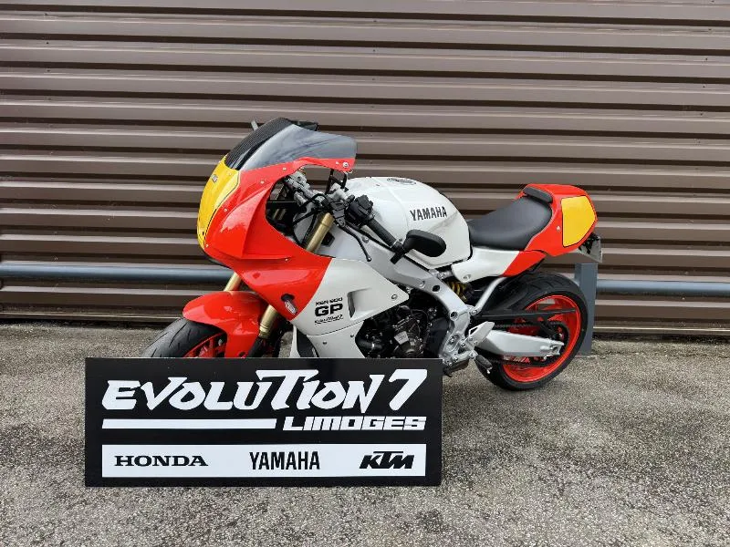 XSR 900 GP