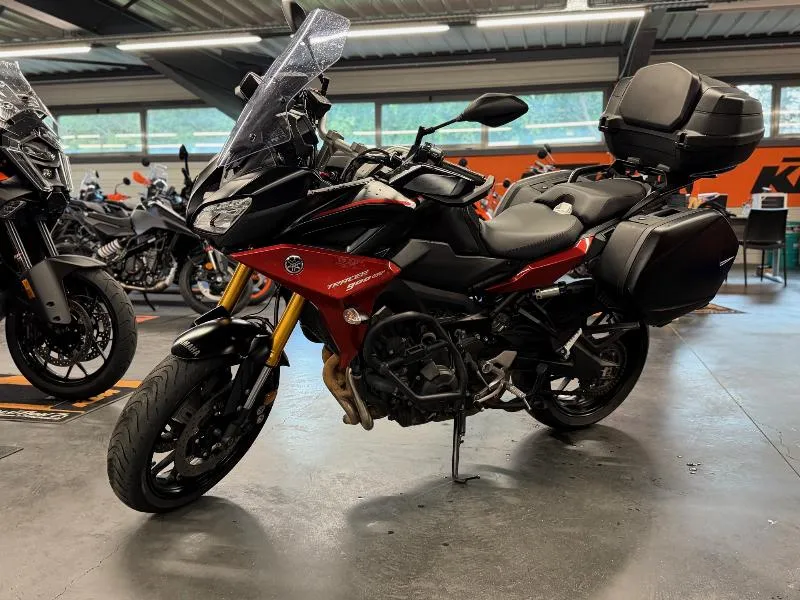 TRACER 900 GT