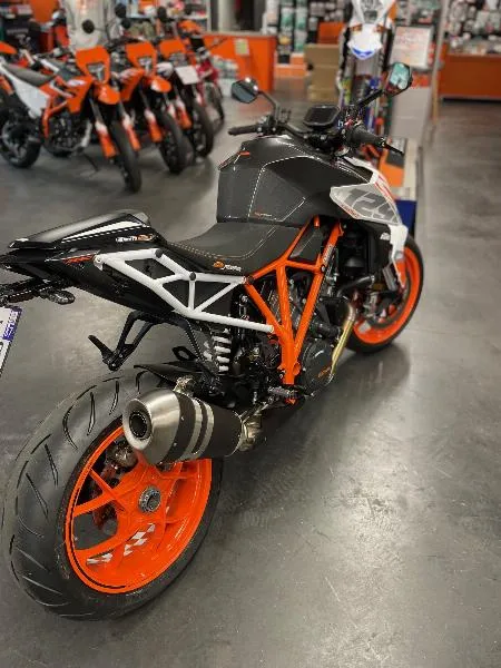 1290 SUPER DUKE R