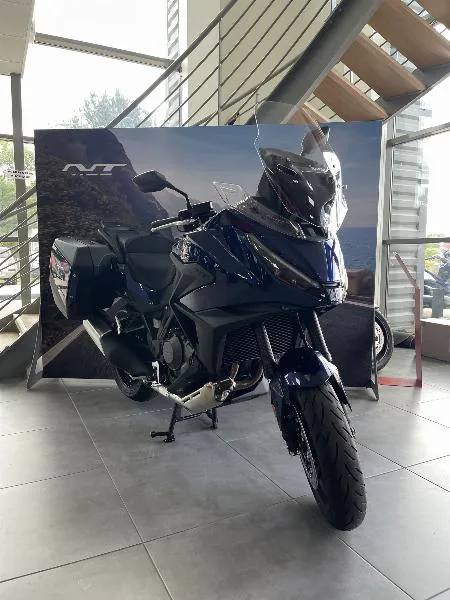 NT 1100