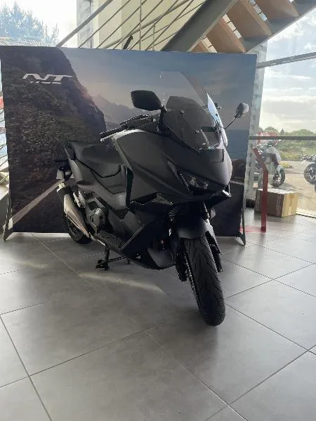 NSS FORZA 750