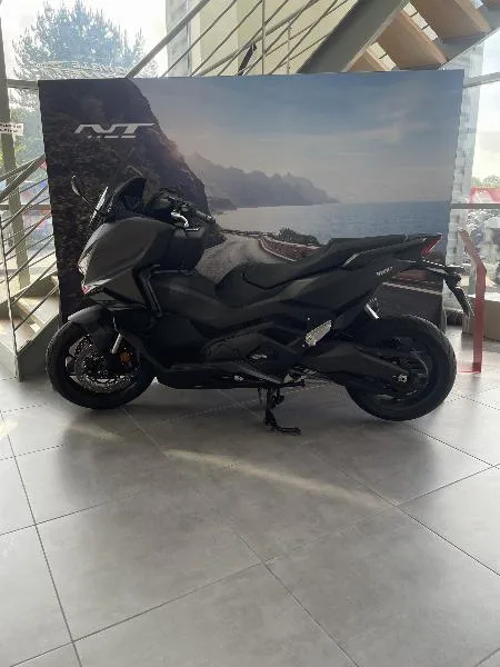 NSS FORZA 750
